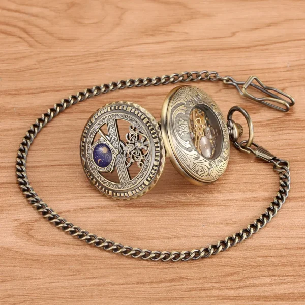 Roman Numerals Dial Men's Mechanical Hand Winding Pocket Watch Bronze Half Hunter Sun Moon Decorated Pocket Chain Pendant Clock